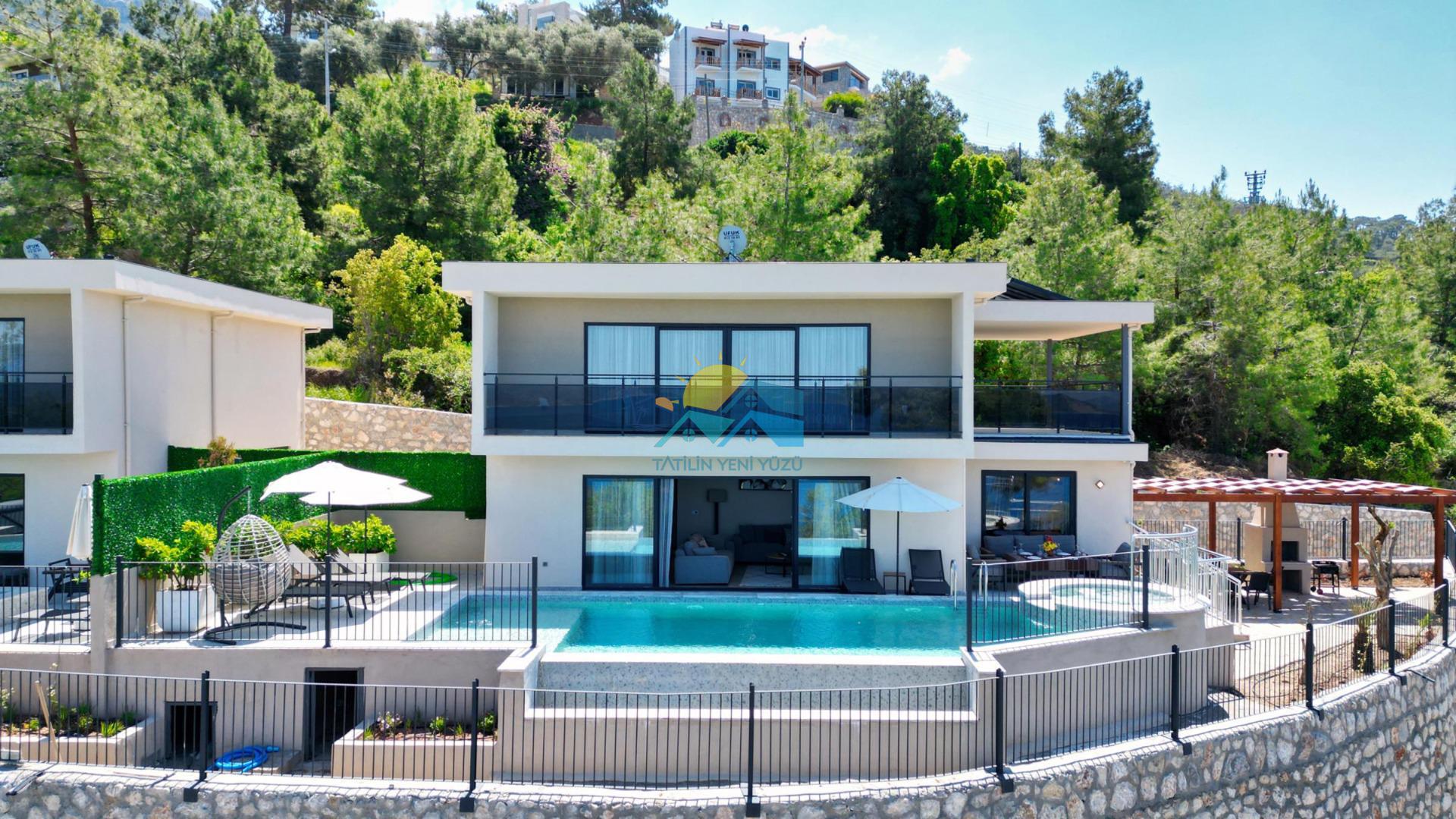 Muhafazakar Villalar