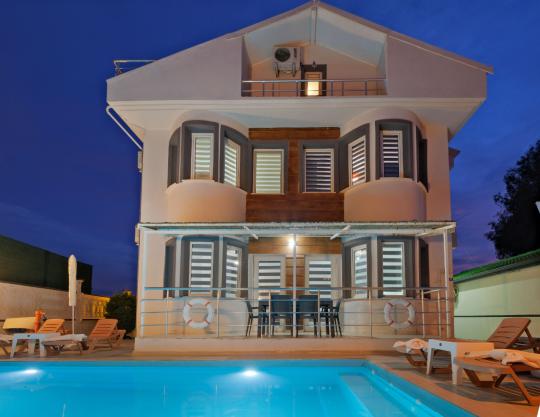 Villa Arel 1
