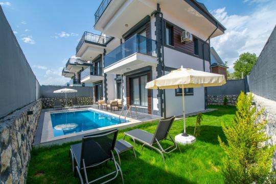 Villa DerinHera 2